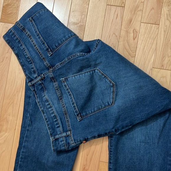 Codebleu - Picture 5 of 7